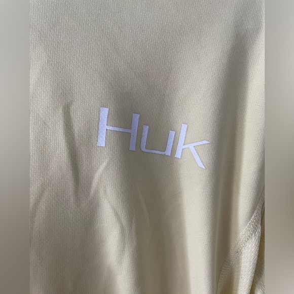 HUK Fishing Shirt - Picture 4 of 7